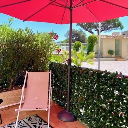 Calme Piscine -terrasse - Parking Gratuit 公寓 *