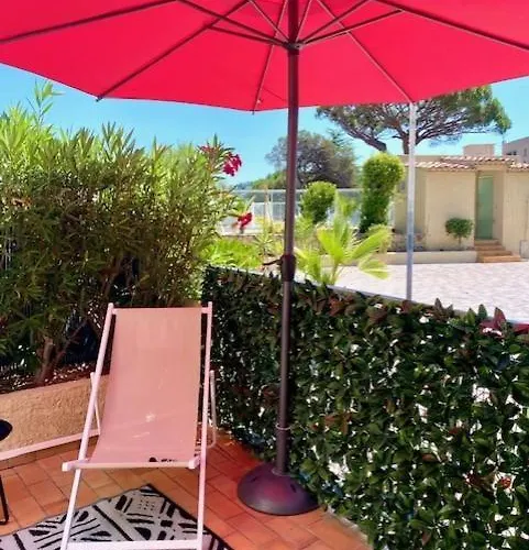 Calme Piscine -terrasse - Parking Gratuit Lejlighed *