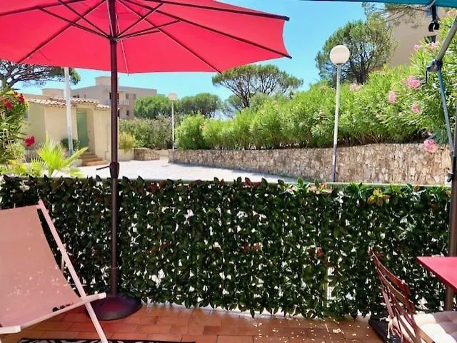 Calme Piscine -terrasse - Parking Gratuit * سانت ماكسيم